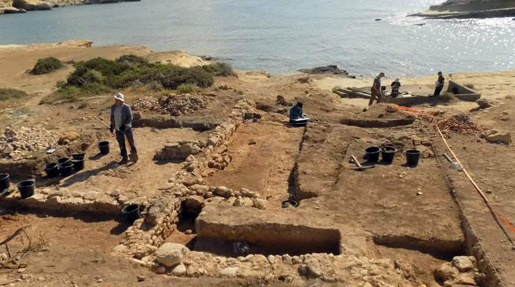 Akrotiri-Dreamers Bay: excavations and survey’s