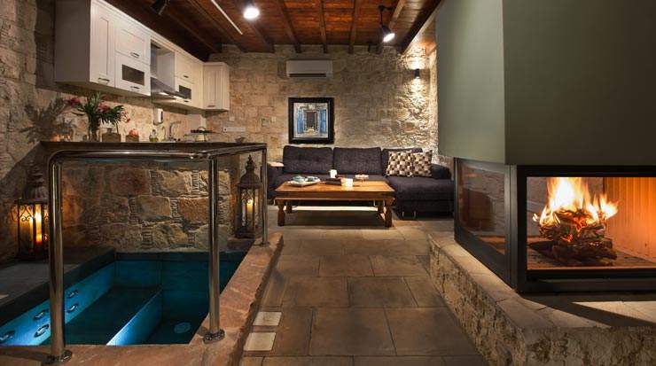 Palatoui, at Oinoessa