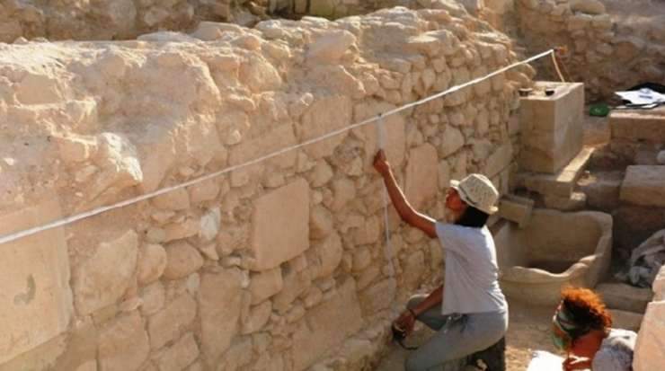 Up to now, 65 metres of the fortification wall have been revealed at the site