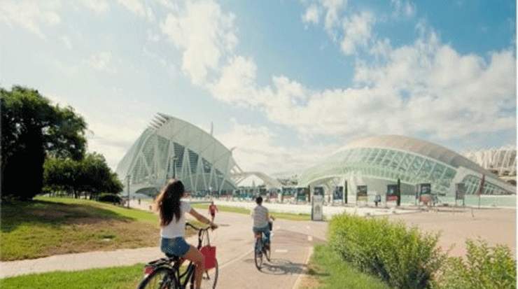 The Turia Gardens &amp; the City of Arts and Science, València