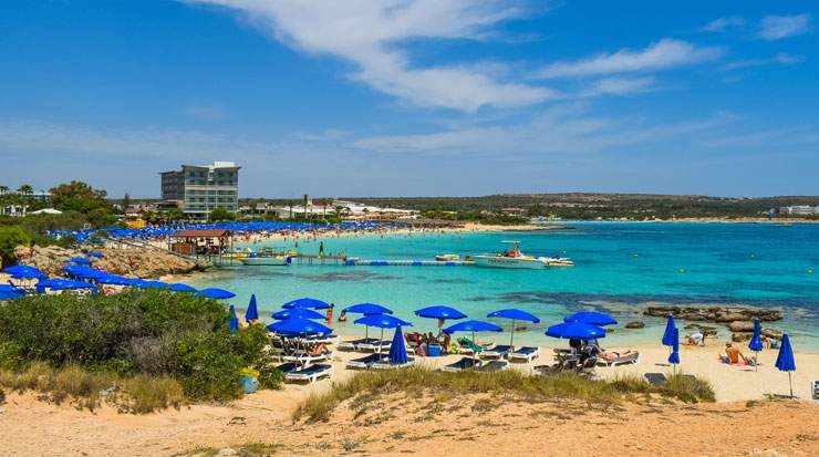 80.4 percent of April arrivals were for leisure purposes