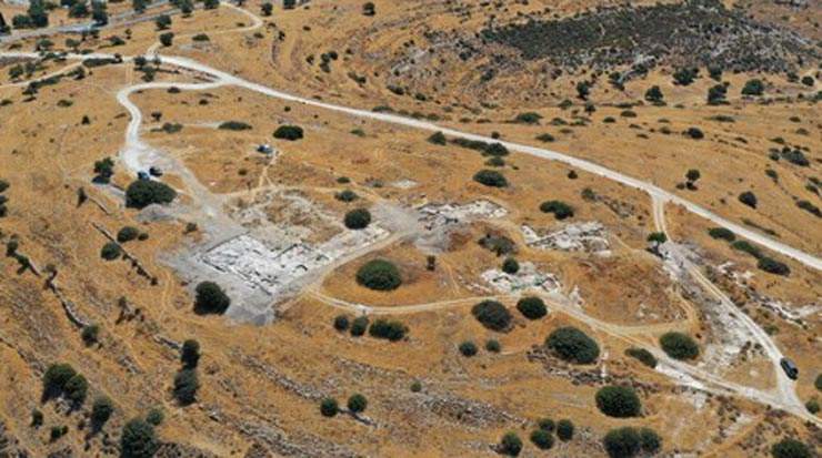 The Italian Erimi Archaeological Project at Laonin tou Porakou