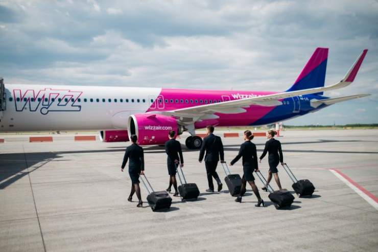 Wizz Air Crew 