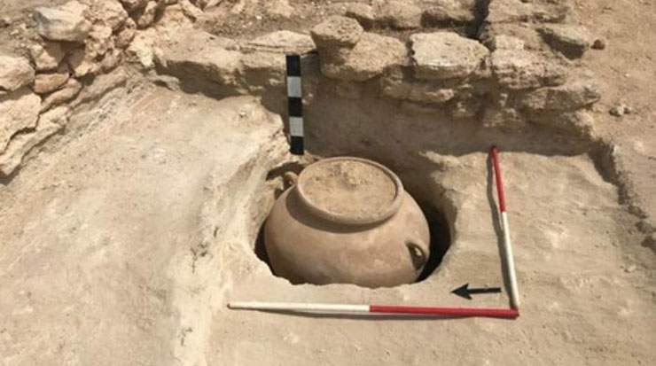 Former excavations suggest the entire plateau was densely occupied