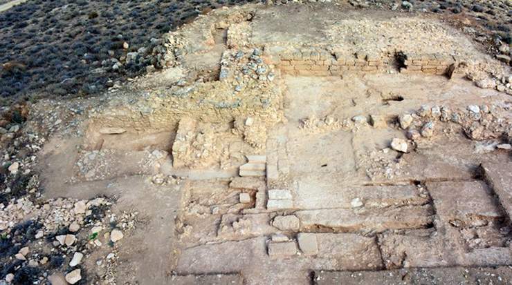 Excavations at Agios Sozomenos-Nikolides and Djirpoulos Held